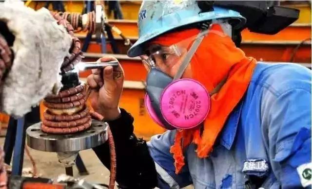 京东外卖官宣全职骑手新装：安全与专业双升级服务标准化再提速(图1)